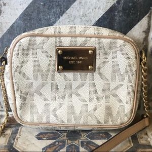 MICHAEL KORS CROSSBODY